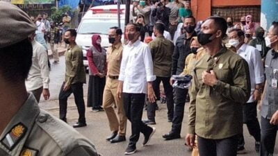 Warga di Pasar Bogor Mengadu ke Presiden Jokowi Kerabatnya Ditangkap Polisi