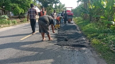 Pengerjaan Jalan Aspal Tambal Sulam di Jalsum Gunung Tua-Sidimpuan Diduga Asal-asalan
