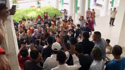 Pedagang Pasar Aksara Protes, Dewan Pastikan KUR Mikro Tanpa Agunan