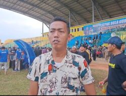 Jawir, Jangan Memandang Pakai Kacamata Kudo