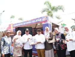 Gubernur dan Ketua TP PKK Sumut Kunjungi Stand Pameran Pemkab Tapsel di HPN 2023