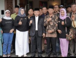 Al Haris Lepas Kontingen PWI Jambi Ke HPN 2023 di Medan
