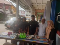 Sarapan Dikedai Nasi Pasar Tebo, H. Aspan Pj Tebo Disambut Warga dan Minta Fhoto