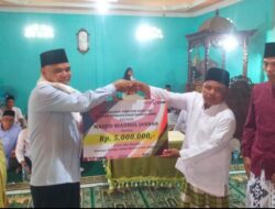 Pj Bupati Tebo, H.Aspan, Berikan Bantuan Dana Untuk Rehab Masjid di Desa TeluK Kayu Putih