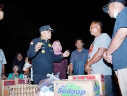 Pj Bupati Tebo Bantu Korban Banjir di Desa Kunangan