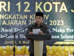 Hadiri Pelepasan Siswa SMAN 12 Kota Jambi, Gubernur Berikan Pesan Kepada Siswa Yang Baru Lulus