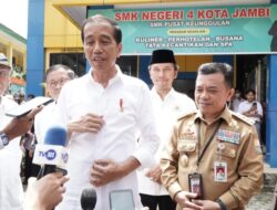 Presiden Jokowi Puji Pembelajaran dan Fasilitas Pendidikan di SMKN 4 Kota Jambi