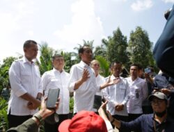 Wagub Dampingi Jokowi Tinjau Jalan Rusak di Labura