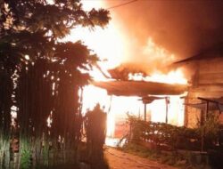 Kantor Datok Penghulu dan Balai Desa di Aceh Tamiang Terbakar