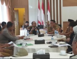 Pj Bupati Tebo Bentuk Satgas Dalam Proses Penyelesaian Konflik Lahan Sawit Madu Bengkal
