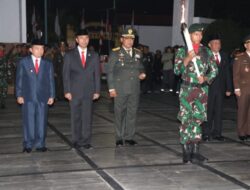 Gubernur Ikuti Apel Kehormatan dan Renungan Suci di TMP Satria Bakti