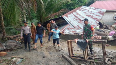 Banjir Bandang Terjang Objek Wisata Batu Katak Langkat