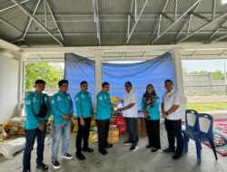 Dewan Pengurus Kabupaten IKAPTK Tebo Serahkan Bantuan untuk Korban Banjir