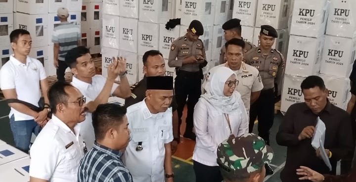 Bersama KPUD Kab Tebo, H Aspan ST Cek Kesiapan Logistik Pemilu 2024