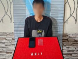 Rumah Warga Gampong Blang Langsa Digerebek, Polisi Temukan 4 Paket Sabu di Ruang Tamu