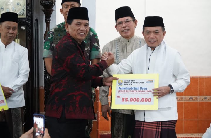 Safari Ramadhan di Hamparan Rawang, Gubernur Al Haris Disambut Antusias Warga