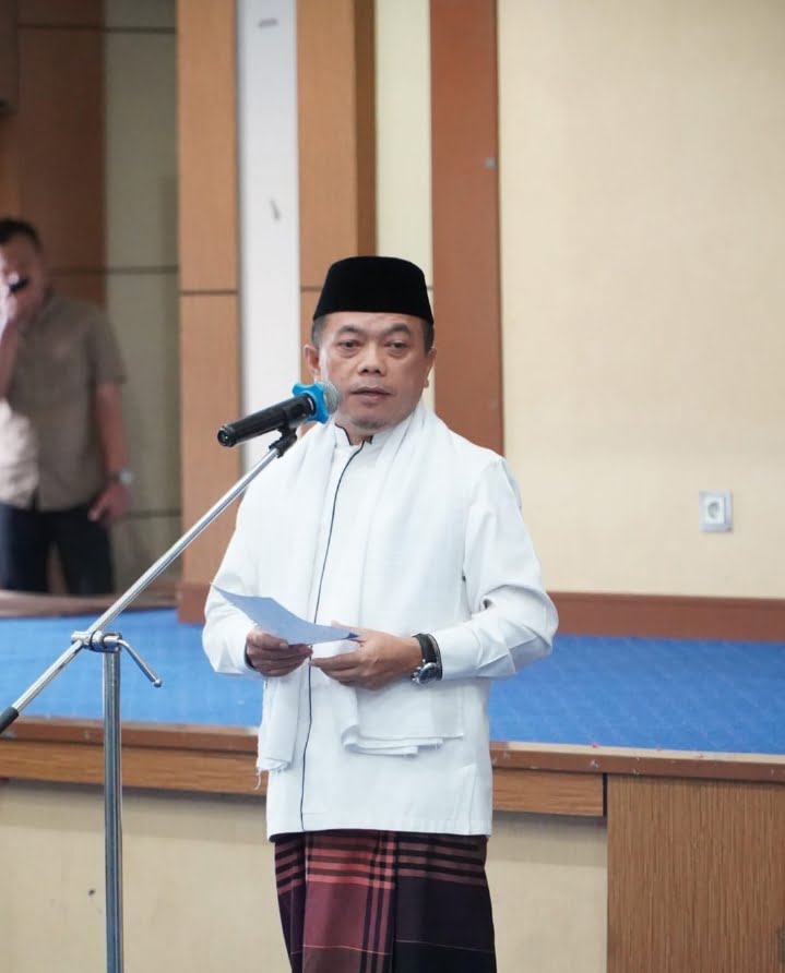 Hari Ke-5 Ramadhan 1445 H, Gubernur Al Haris Silaturahmi dan Buka Puasa Bersama Masyarakat Sungai Penuh serta Teken beberapa MoU