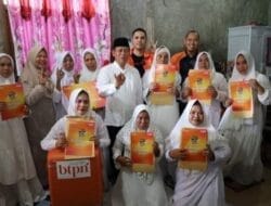 Wali Kota Waris Tholib Hadiri Penyerahan Hadiah Umroh Dari BTPN Syariah Ventura
