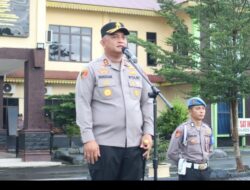 Kapolres AKBP Doly Nelson H.H NainggolanPimpin Apel Pagi diHalaman Mako Polres Batu Bara