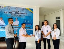 Pelayanan Perdana, Puluhan Warga Tampak Antusias Mengurus Paspor di Layanan Keimigrasian Taput
