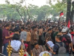 Unjuk Rasa di DPRD Sumatera Utara. Polda Sumut Amankan 39 Orang