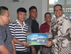 Wakil Wali Kota Tanjungbalai Serahkan Peralatan Olahraga ke Kelompok Masyarakat