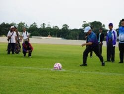 Buka Gubernur Cup di Stadion Swarnabhumi, Gubernur Al Haris Harap Ada Talenta-Talenta Sepak Bola dari Jambi