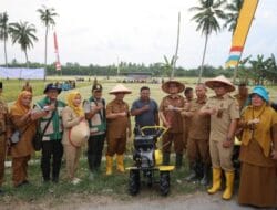 Wakil Wali Kota Fadly Abdina Panen Perdana Padi Sawah Tahun 2026