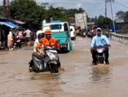 Imbas Hujan Deras, Inhil Dilanda Banjir Rob 