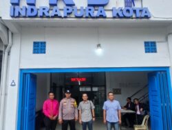 Personel Polsek Indrapura Laksanakan Pengamanan Ibadah Minggu