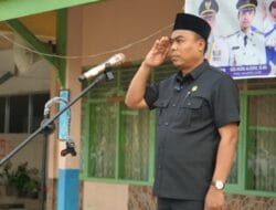 Anggota DPRD Kota Jambi Azhar Jadi Pembina Upacara di SMP Negeri 20