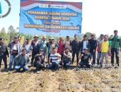 Dukung Swasembada Pangan, Polri Bersama Pemerintah Daerah Humbahas Tanam Jagung