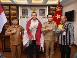 Bupati Humbahas Perkuat Sinergi dan Kolaborasi Dengan Pemerintah Pusat Dalam Audiensi Kepada Sekretaris Militer Presiden RI Mayjen TNI Wahyu Yudhayana, S.E., M.M