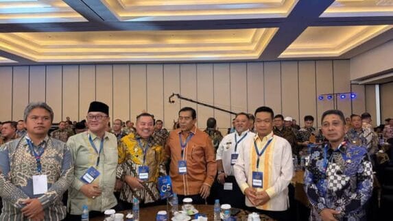 Bupati Humbahas Hadiri Forum Akselerator Negeri dalam Rangka Peringatan Hari Otda ke-30