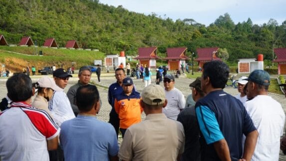 Pimpin Senam Bersama ASN, Bupati Taput Tekankan disiplin ASN dan Optimalisasi Aset 