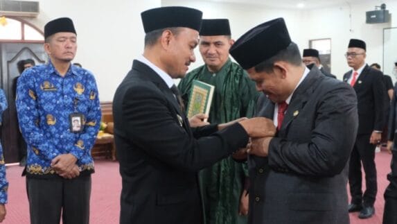 Wali Kota Mahyaruddin Lantik 11 Pejabat Tinggi Pratama Dilingkungan Pemko Tanjungbalai