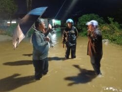 Tinjau Meluapnya Aek Haidupan Siwaluompu, Pemkab Tapanuli Utara  Tetap Upayakan Percepatan Penanganan Normalisasi