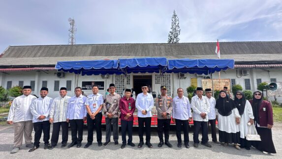 Plh Wali Kota Tanjungbalai Hadiri Pawai Keliling Hari Lahir YMPI Ke-78.