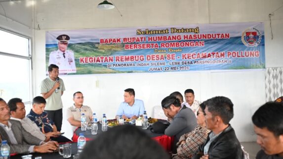 Bupati Humbahas Bersama Kepala Desa Rembug Program Pembangunan