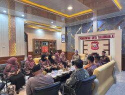 Plh Wali Kota Fadly Abdina Terima Kunjungan FKM UINSU Laksanakan Pengabdian Masyarakat