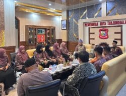 Plh Wali Kota Fadly Abdina Terima Kunjungan FKM UINSU Laksanakan Pengabdian Masyarakat
