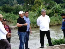 Bupati Tapanuli Utara Serta Jajaran OPD Terkait Menggelar Dialog Bersama Masyarakat di Kantor Desa Siraja Hutagalung