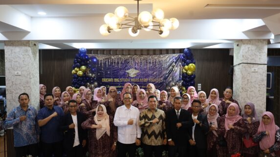 Plh Wali Kota Fadly Abdina Hadiri Perpisahan dan Pelepasan Siswa/i Kelas VI SDN 132406