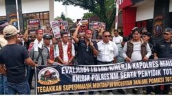 Massa Desak Poldasu Evaluasi Total Polres Nias dan Usut Tuntas Kematian Agnis Jance Zebua