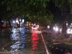 Cuaca Extrim. Kota Medan Dilanda Banjir