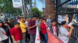 Tuntut Penuntasan Kasus Korupsi di Daerah Hingga Skandal Jampidsus. Aliansi Mahasiswa Sumut Kepung Kejati Sumut