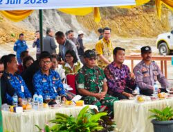 Bupati Humbahas Melaksanakan Peletakan Batu Pertama Pembangunan USB SMA N 2 Pollung