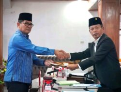 Pemerintah Kabupaten Tapanuli Utara di Wakili Sekda Drs Henri M.M.Sitompul.M.si.Menyampaikan Nota Jawaban Bupati Pendapat Badan Anggaran