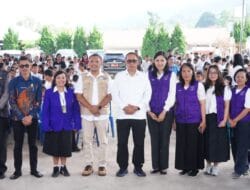 Bupati Taput Buka Baksos Kesehatan Gigi, Tegaskan Komitmen Cegah Stunting demi Generasi Emas 2045‎T