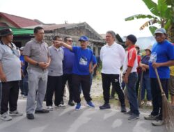 Sinergi Jaga Kelestarian Alam, Pemkab Tapanuli Utara Bersama DPC Partai Demokrat Gelar Gotong Royong dan Penanaman Pohon di Tarutung‎